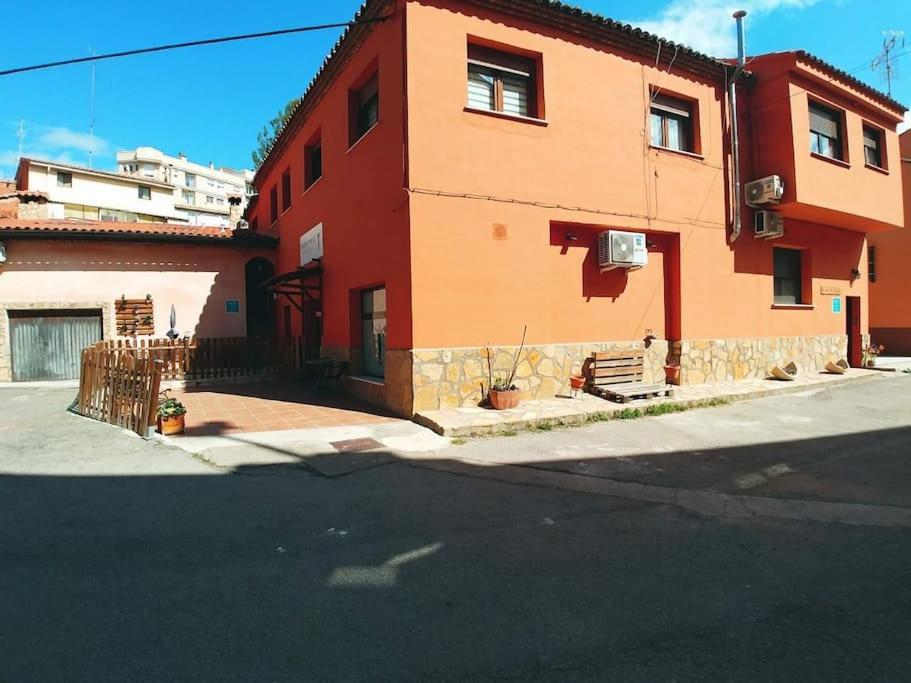 דירות טרואל El Vinilo. Aparcamiento Exterior Gratuito מראה חיצוני תמונה